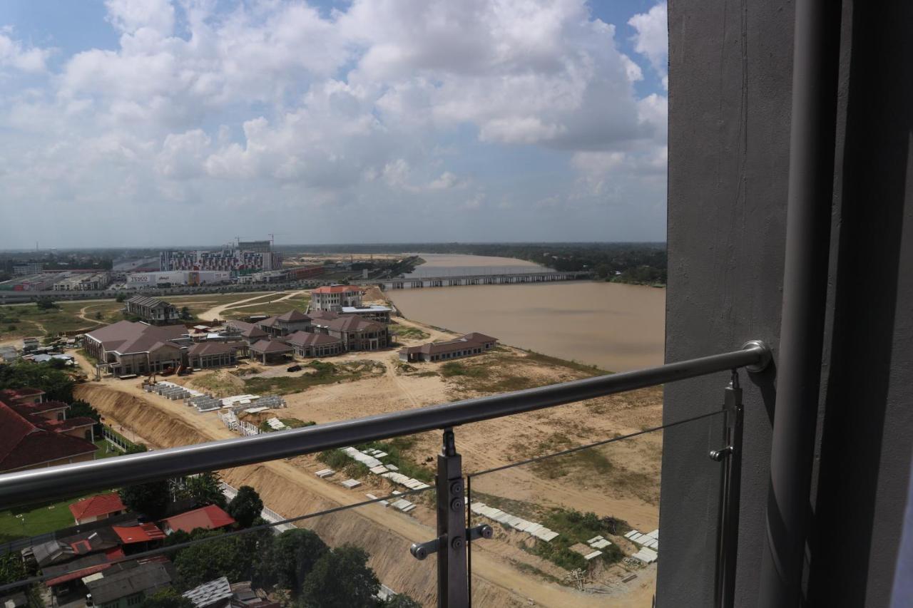 كوتا بْهارو Prestige Sky Riverfront المظهر الخارجي الصورة